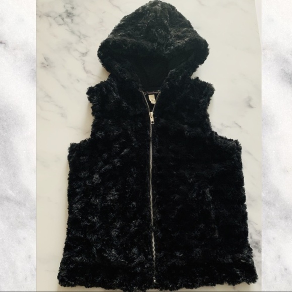 Xtraordinary Black Faux Fur Hooded ZIP Up …